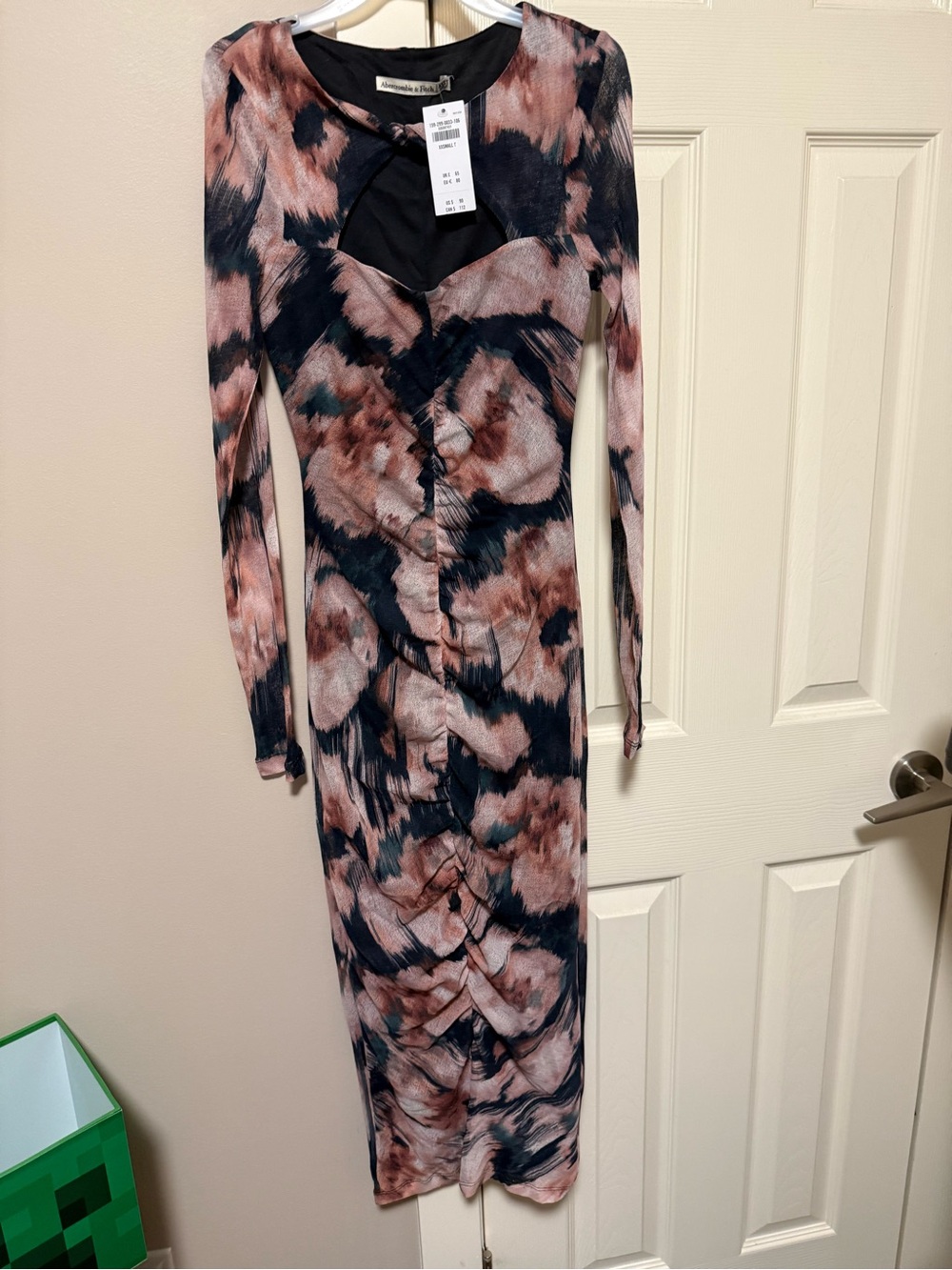 Abercrombie & Fitch Rose and Black Long Sleeve Ruched Midi Dress
